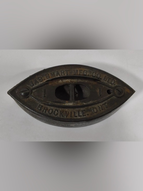 Other - Antique Jas Smart Mfg Co Ltd Brockville Ont Sad Iron 1 Cast Iron Base Slug...
